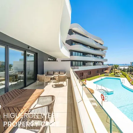 El Sol Sur - South-facing Terrace With Pool Views, فوينخيرولا